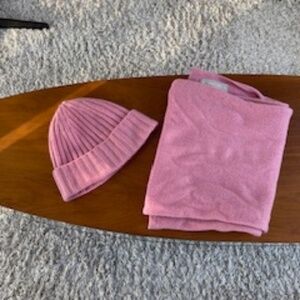 Everlane - Recycled Cashmere - Pink Hat and Scarf - OS